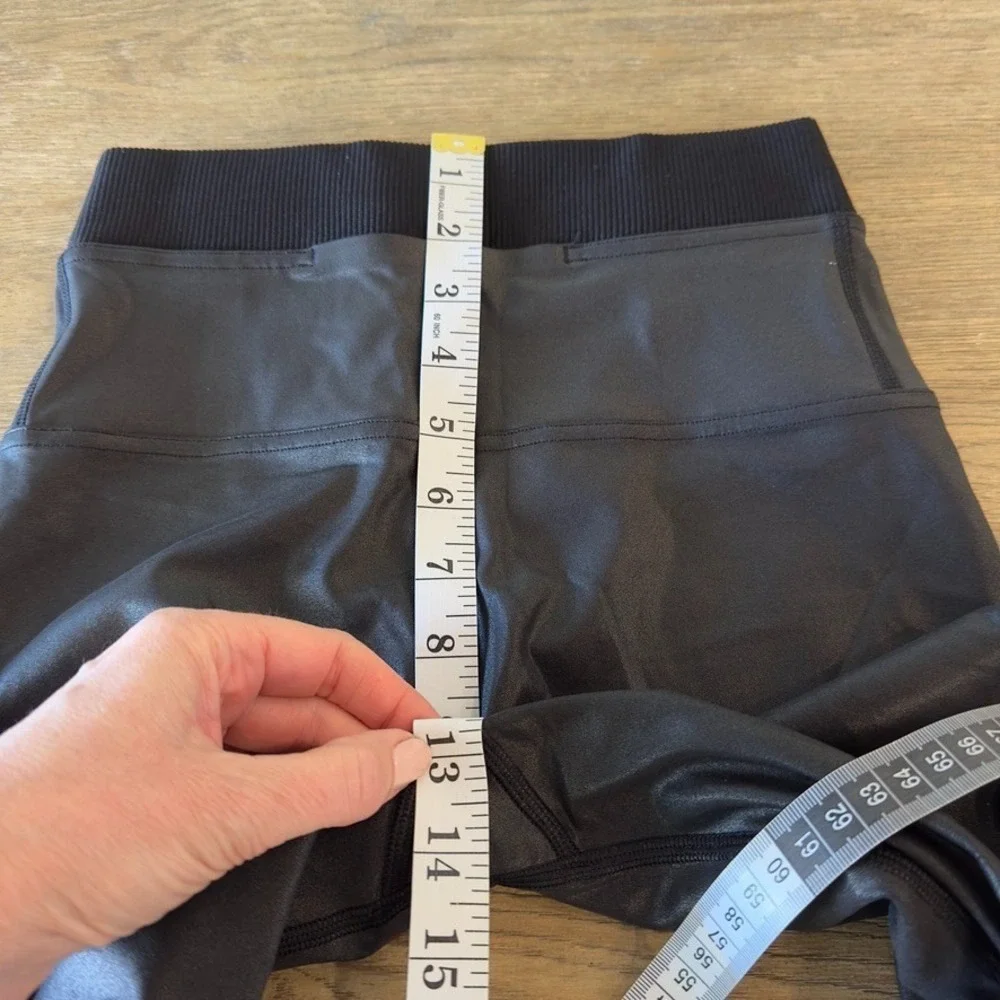 Lululemon Women's Power Position SHR Crop Pant 21